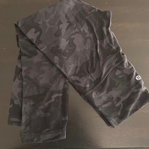 Lululemon Align Cropped leggings